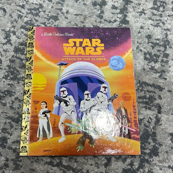 Star Wars book - Picture 1 of 2